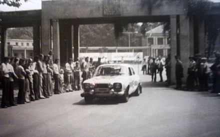 Jussi Kynsilehto i Timo Putkonen – Ford Escort RS 1600.